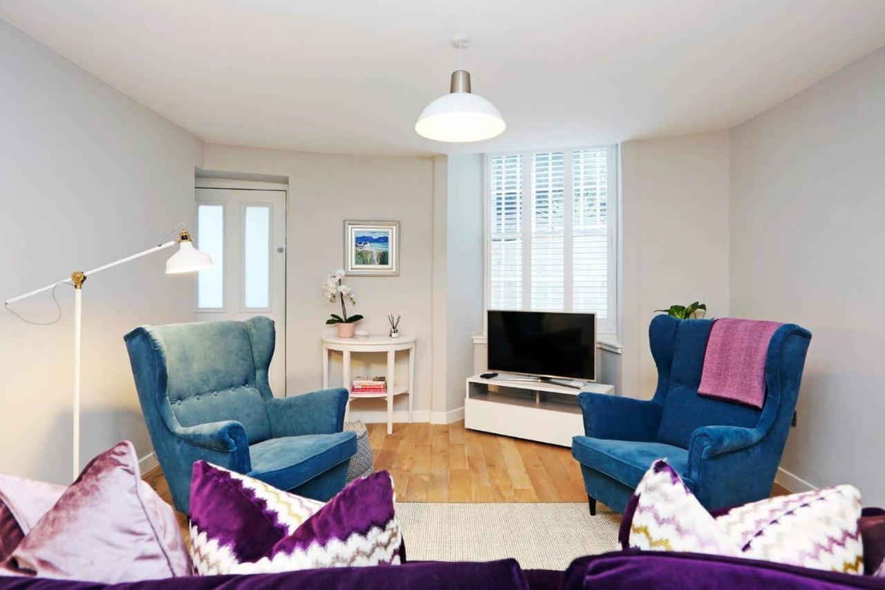 Joivy Vibrant Home Near Calton Hill Edinburgh Exterior photo