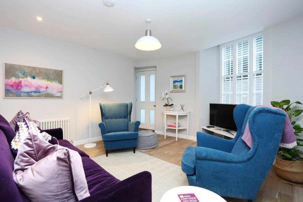 Joivy Vibrant Home Near Calton Hill Edinburgh Exterior photo