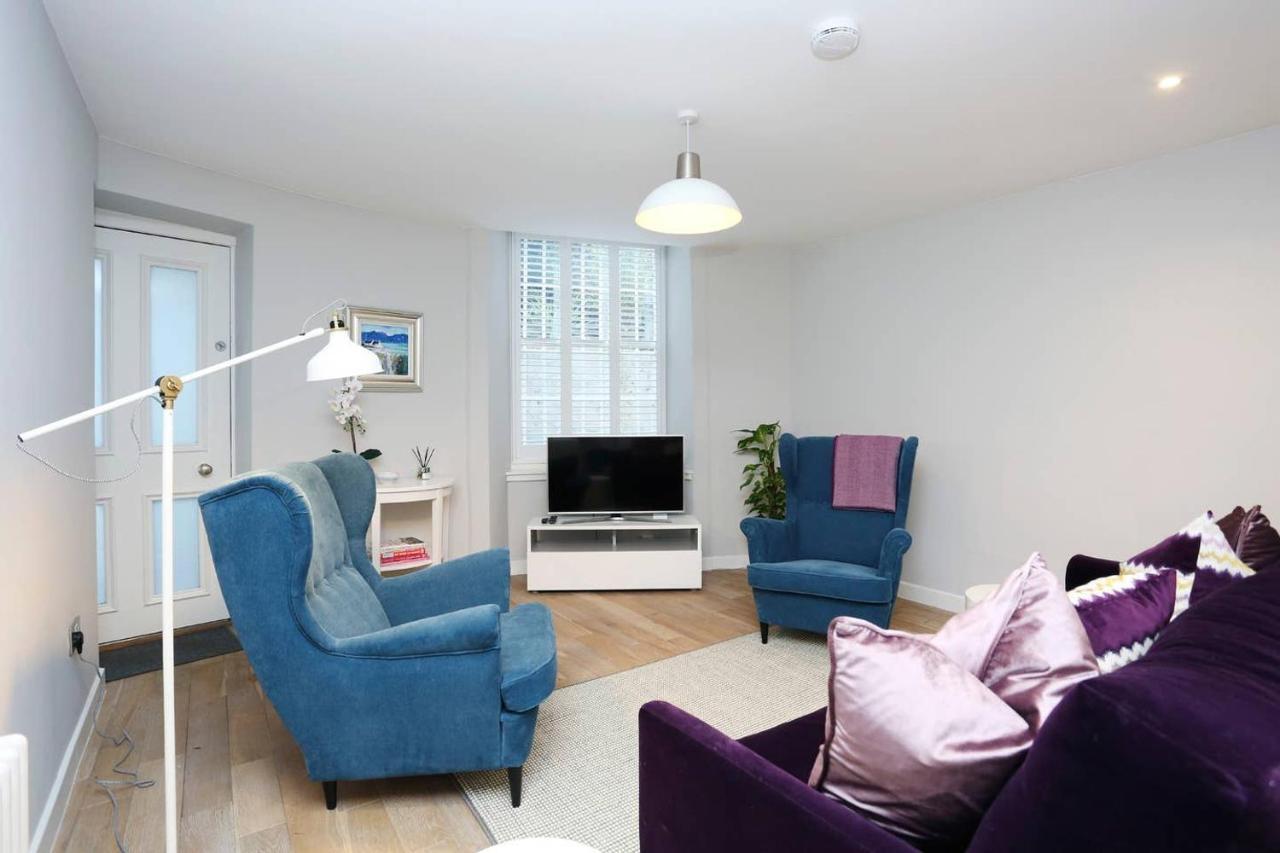 Joivy Vibrant Home Near Calton Hill Edinburgh Exterior photo