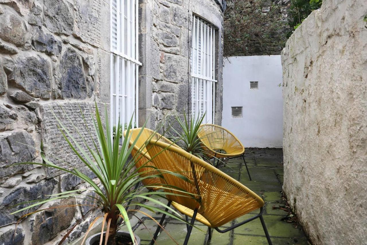 Joivy Vibrant Home Near Calton Hill Edinburgh Exterior photo